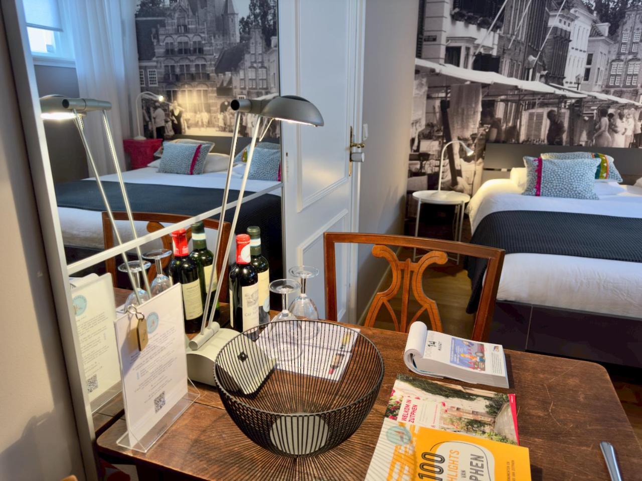 B&B Kerkstraatje3 Midden In Historisch Centrum 聚特芬 外观 照片