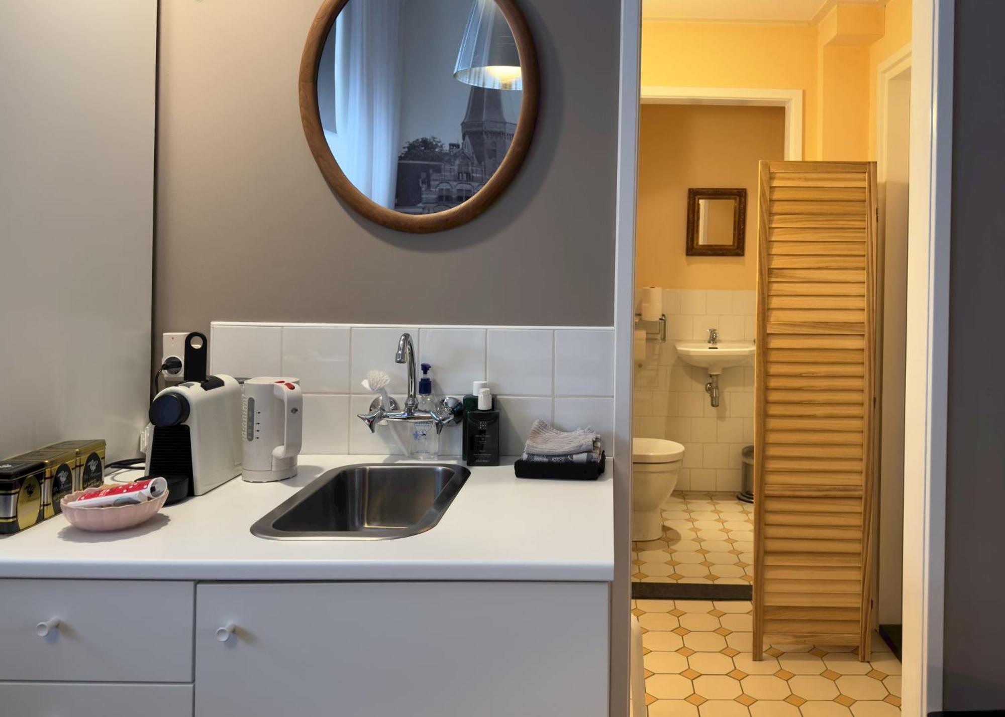 B&B Kerkstraatje3 Midden In Historisch Centrum 聚特芬 外观 照片